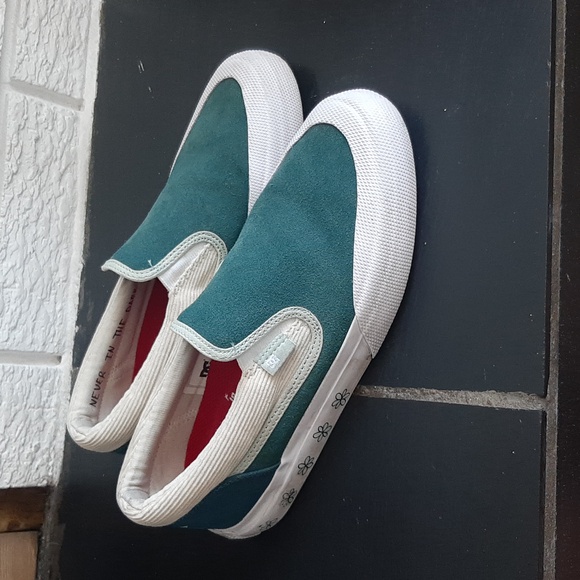 Women's DC Manual X Susie Green Skate Slip On Shoes Size US 6 - Picture 2 of 9